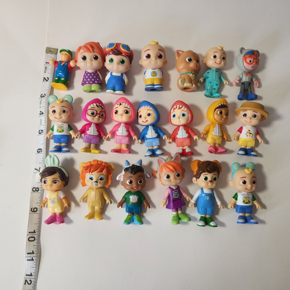 Cocomelon Friends‎ and Family Figure Lot 20pc JJ YoYo TomTom Cody Nina Toys
